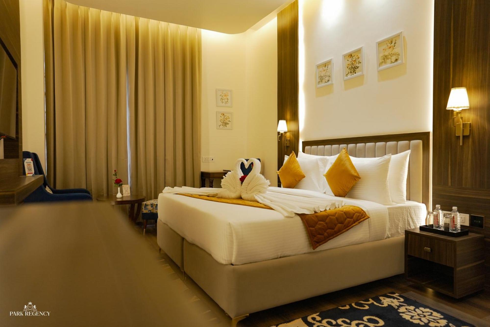 Park Regency Kapurthala Hotel Exterior photo